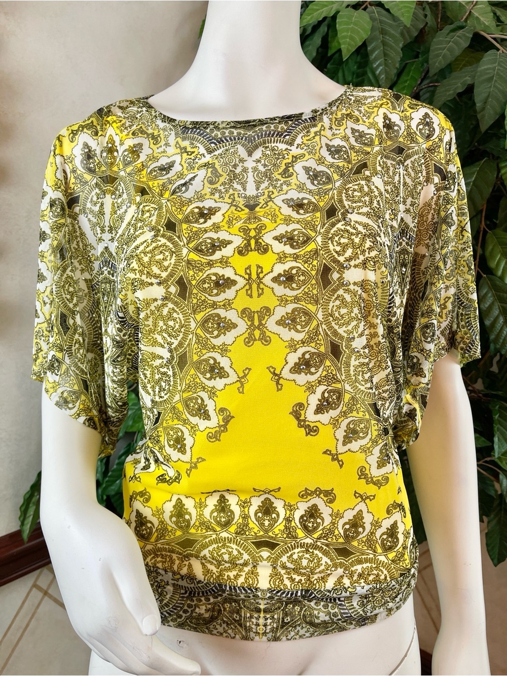 INC YELLOW PAISLEY DOLMAN SLEEVE TOP